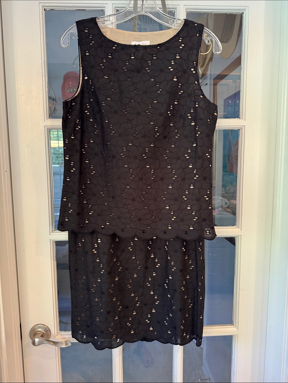 Laundry by Shelli Segal black eyelet two piece set top & skirt size 8